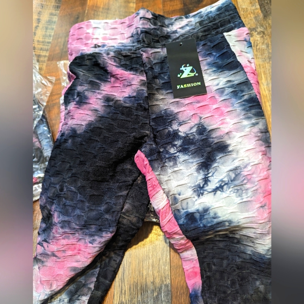 Pink/Navy Blue